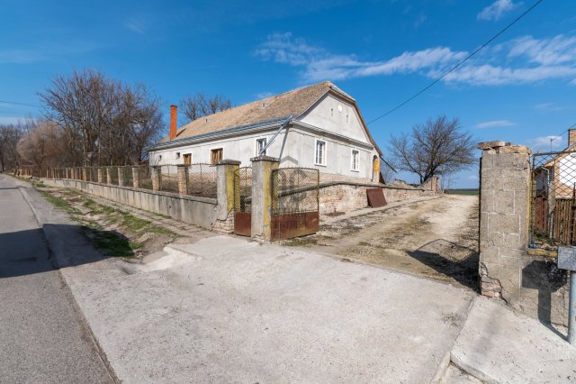 Eladó családi ház, Mezőszilason 32.49 M Ft, 3 szobás