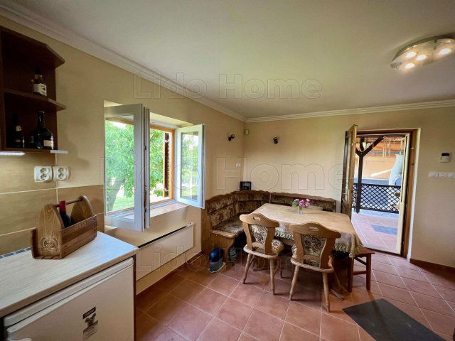 Eladó nyaraló, Balatonlelleén 38.5 M Ft, 1 szobás