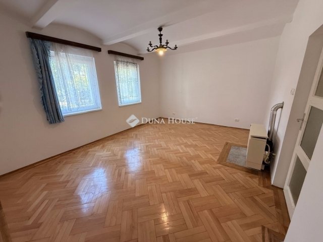 Eladó téglalakás, Budapesten, XIII. kerületben 69 M Ft, 1 szobás