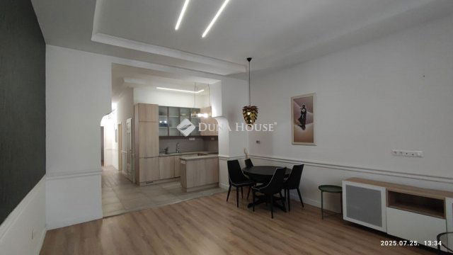 Kiadó téglalakás, albérlet, Kecskeméten 180 E Ft / hó