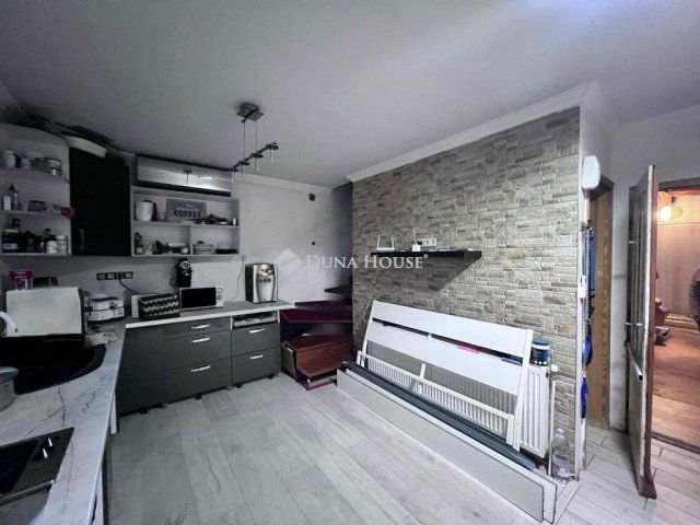 Eladó családi ház, Csörögön, Gödöllői úton 63.9 M Ft