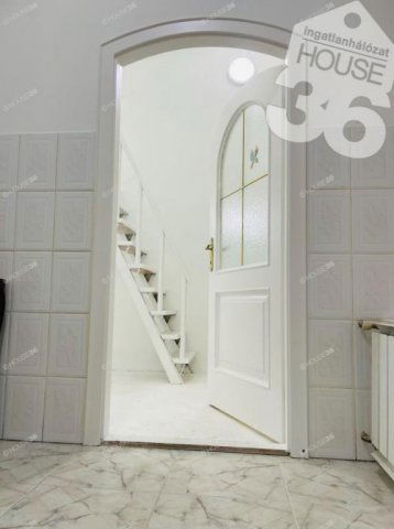 Eladó téglalakás, Budapesten, VII. kerületben 48 M Ft, 3 szobás