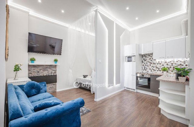 Eladó téglalakás, Budapesten, VII. kerületben 72.5 M Ft