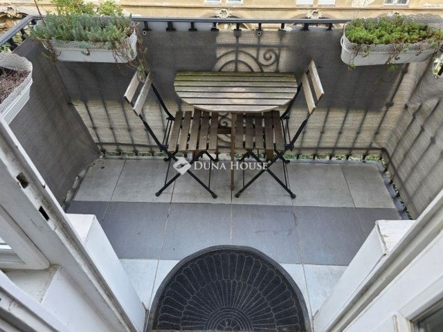 Eladó téglalakás, Budapesten, XII. kerületben 119 M Ft, 3 szobás