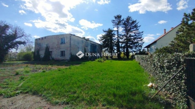 Eladó iroda, Verpeléten 42 M Ft / költözzbe.hu