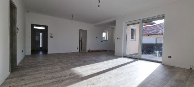 Eladó családi ház, Érden 199.9 M Ft, 5 szobás