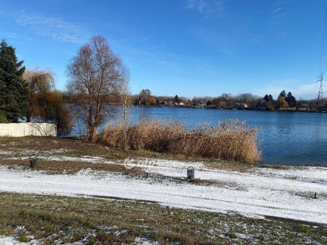 Eladó családi ház, Makádon 78.9 M Ft, 4 szobás