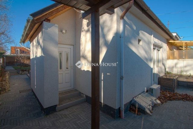 Eladó családi ház, Budapesten, XIII. kerületben 149.9 M Ft