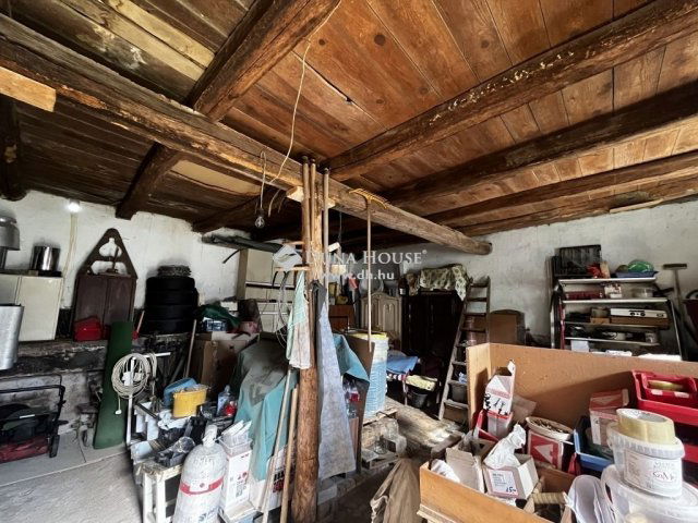 Eladó családi ház, Orfűn 44.9 M Ft, 3 szobás