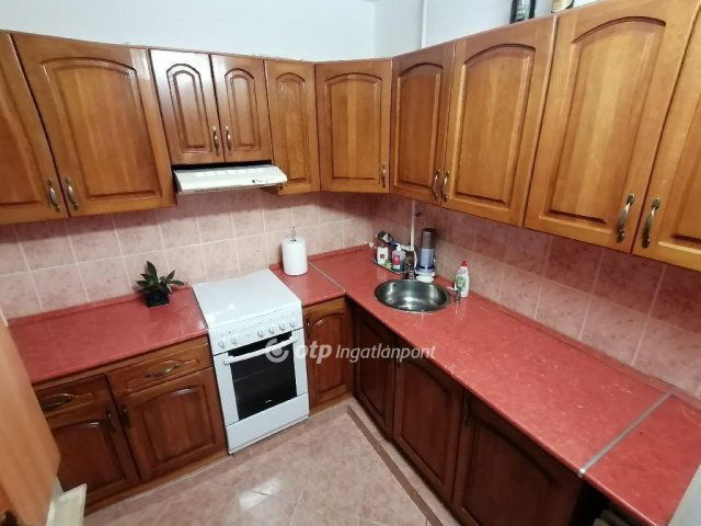 Eladó téglalakás, Debrecenben 62.9 M Ft, 2 szobás