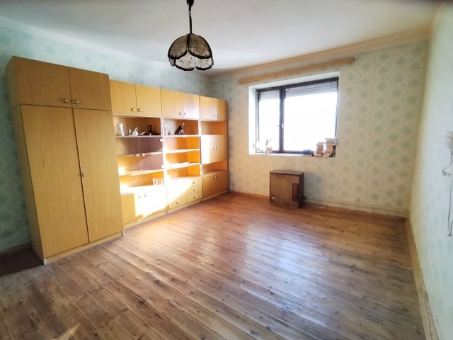 Eladó családi ház, Mátraterenyén 37.9 M Ft, 7 szobás