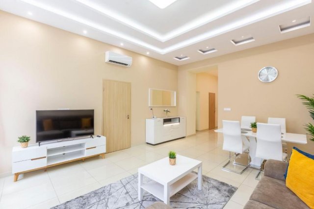 Eladó téglalakás, Budapesten, VI. kerületben 148 M Ft, 4 szobás