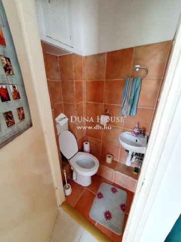 Eladó családi ház, Veresegyházon 149.9 M Ft, 2 szobás