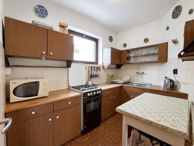 Eladó családi ház, Budapesten, XV. kerületben 152 M Ft, 4 szobás
