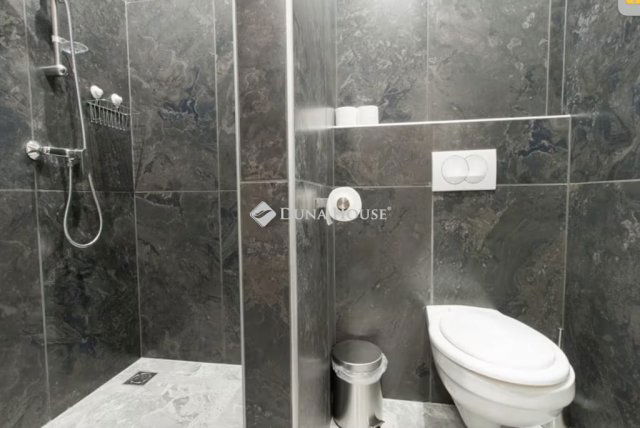 Eladó téglalakás, Budapesten, VIII. kerületben 187.1 M Ft