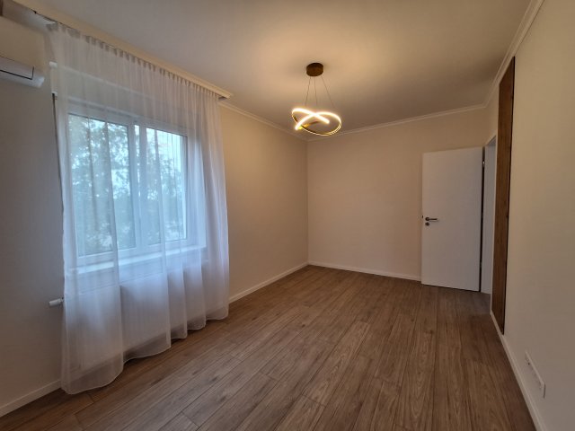 Eladó téglalakás, Győrött 64 M Ft, 2+1 szobás