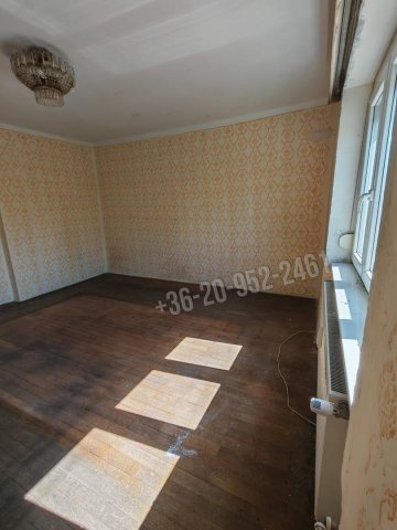 Eladó téglalakás, Almásfüzitőn 31.9 M Ft, 2 szobás