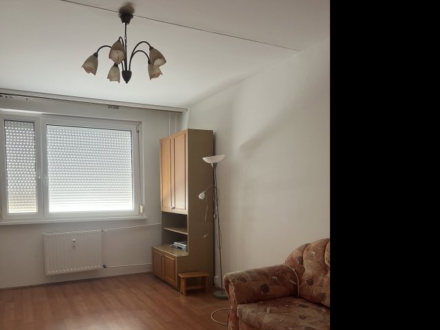 Kiadó panellakás, albérlet, Szegeden 145 E Ft / hó, 1+2 szobás