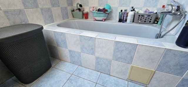 Eladó családi ház, Budakeszin 240 M Ft, 5 szobás