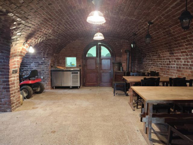 Eladó üzlethelyiség, Hévízen 59 M Ft / költözzbe.hu