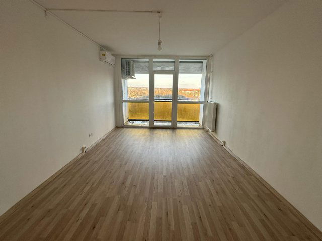 Eladó panellakás, Pécsett 44.2 M Ft, 2 szobás