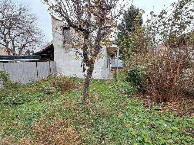 Eladó telek, Budapesten, XV. kerületben 55 M Ft