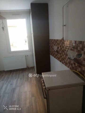 Eladó téglalakás, Lajosmizsén 47.5 M Ft, 2 szobás