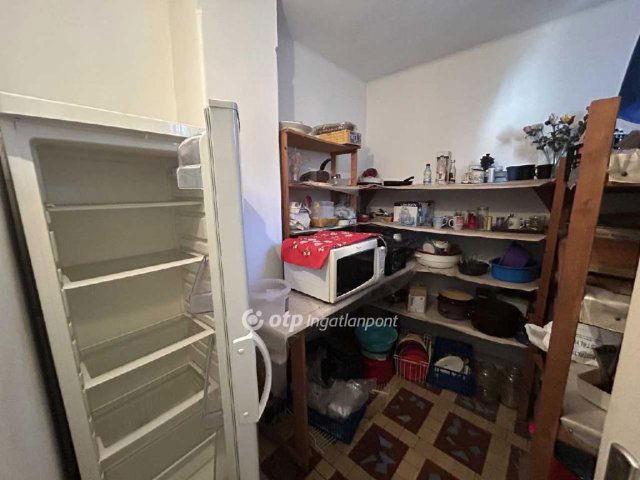 Eladó családi ház, Bagon 81 M Ft, 6+1 szobás