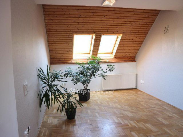 Eladó családi ház, Budapesten, XIV. kerületben 229 M Ft