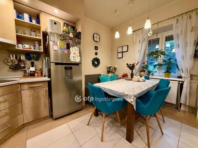 Eladó téglalakás, Debrecenben 69.9 M Ft, 2 szobás