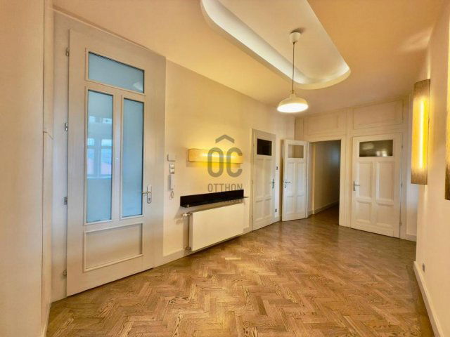 Eladó téglalakás, Budapesten, V. kerületben 480 M Ft, 4 szobás