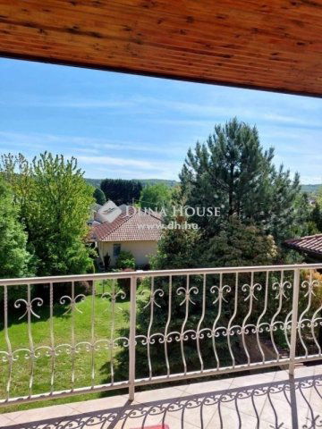 Eladó családi ház, Törökbálinton 241 M Ft, 4 szobás