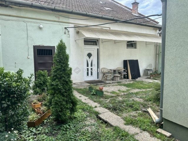 Eladó téglalakás, Budapesten, XX. kerületben 75 M Ft, 2 szobás