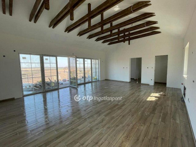 Eladó családi ház, Veresegyházon 136 M Ft, 4 szobás