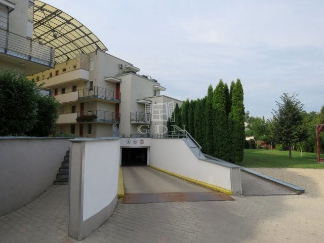 Eladó téglalakás, Székesfehérvárott 69.9 M Ft, 1+2 szobás