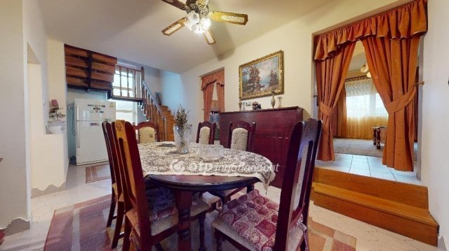 Eladó családi ház, Nagykállóban 65 M Ft, 4 szobás