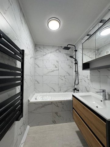 Eladó panellakás, Budapesten, IV. kerületben 93 M Ft, 2+1 szobás