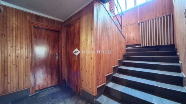 Eladó családi ház, Szarvaskőben 49.5 M Ft, 5 szobás