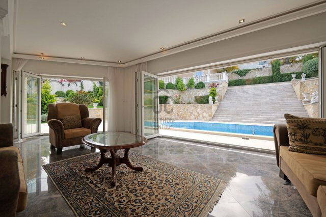 Kiadó ikerház, albérlet, Budapesten, II. kerületben, 5 szobás