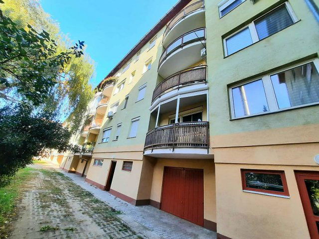 Eladó téglalakás, Budapesten, XV. kerületben 64.99 M Ft