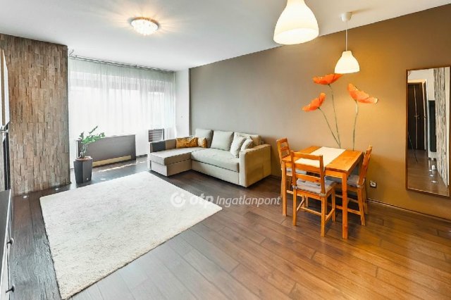 Eladó téglalakás, Budapesten, XI. kerületben 90 M Ft, 2 szobás