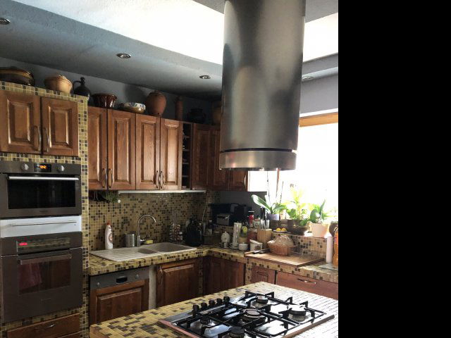 Eladó családi ház, Érden 149 M Ft, 6+3 szobás