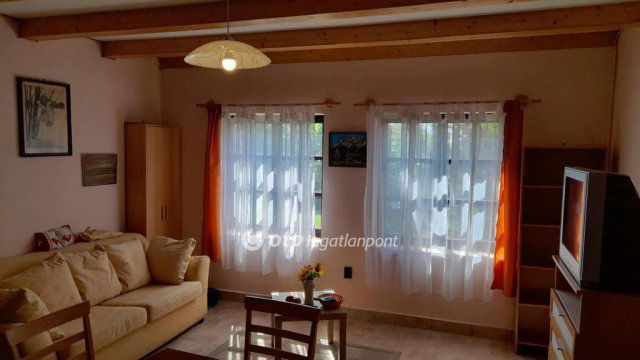 Eladó családi ház, Balatonfőkajáron 49.9 M Ft, 1+4 szobás