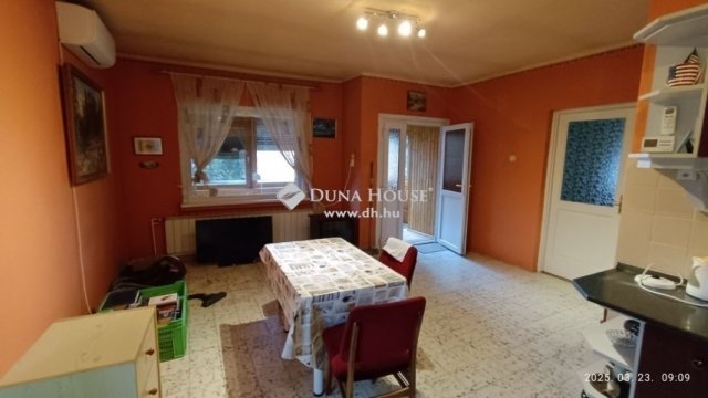 Eladó családi ház, Érden 140 M Ft, 5 szobás