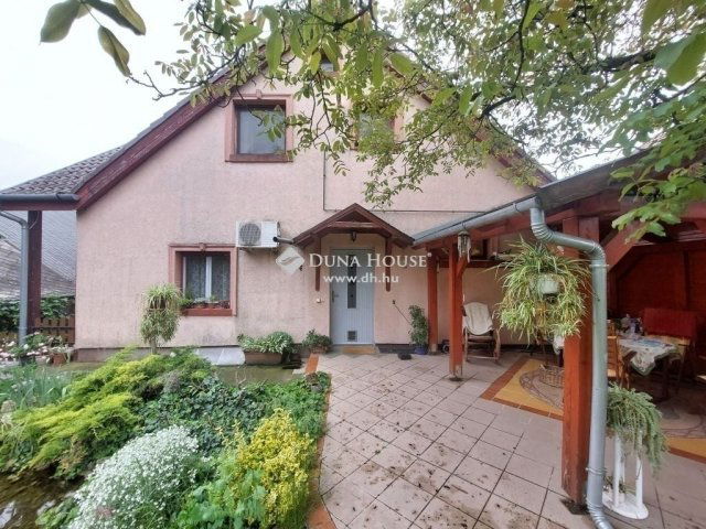 Eladó családi ház, Erdőkertesen 156.99 M Ft, 4+1 szobás