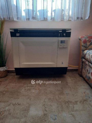 Eladó téglalakás, Pécsett 59.9 M Ft, 3 szobás