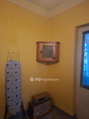 Eladó családi ház, Hajdúhadházon 35.5 M Ft, 3 szobás