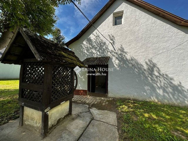 Eladó családi ház, Zicsen 22 M Ft, 4 szobás