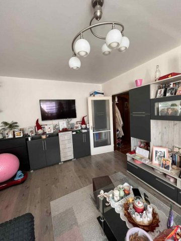 Eladó téglalakás, Budapesten, XV. kerületben, Zsókavár utcában