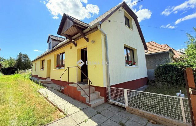 Eladó családi ház, Rózsaszentmártonon 35 M Ft, 5 szobás